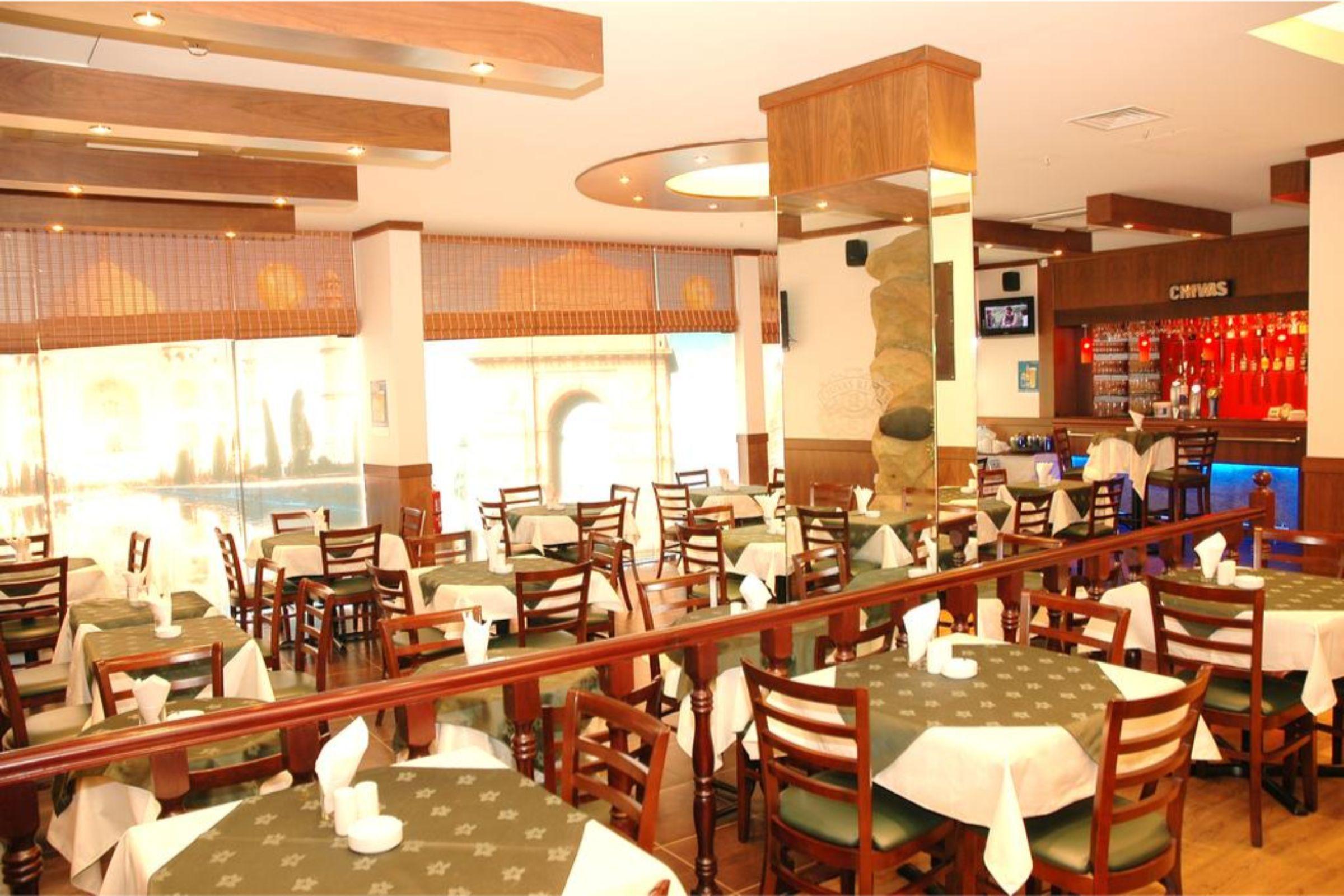 Fortune Hotel Deira Dubai Bagian luar foto