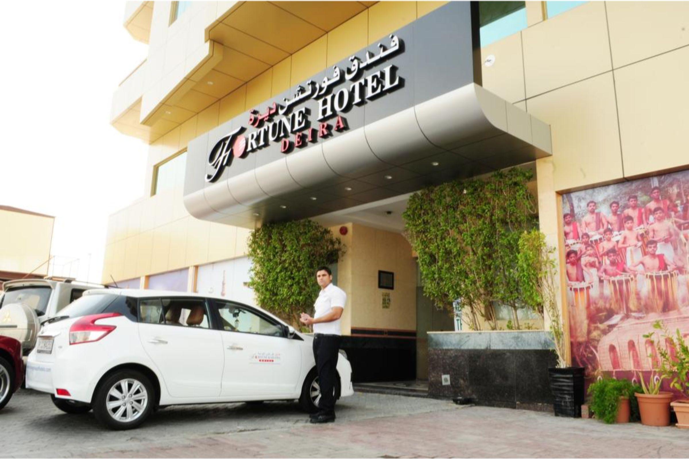 Fortune Hotel Deira Dubai Bagian luar foto