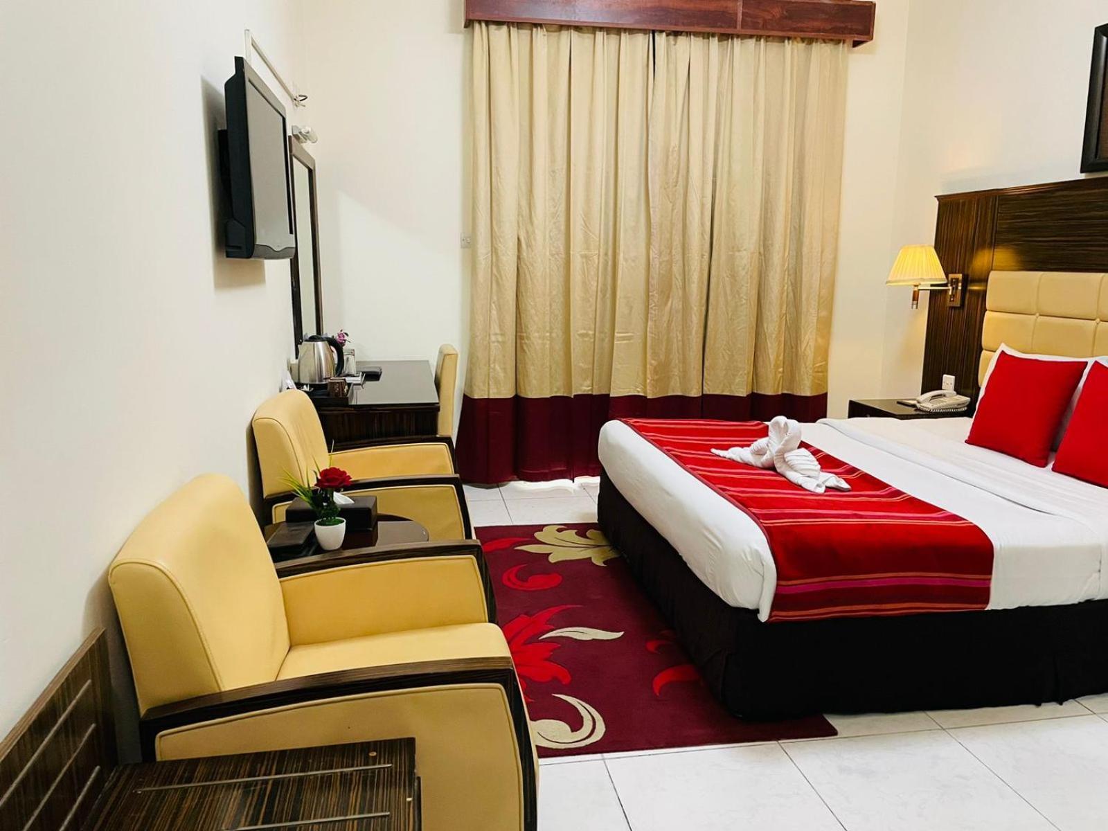 Fortune Hotel Deira Dubai Bagian luar foto