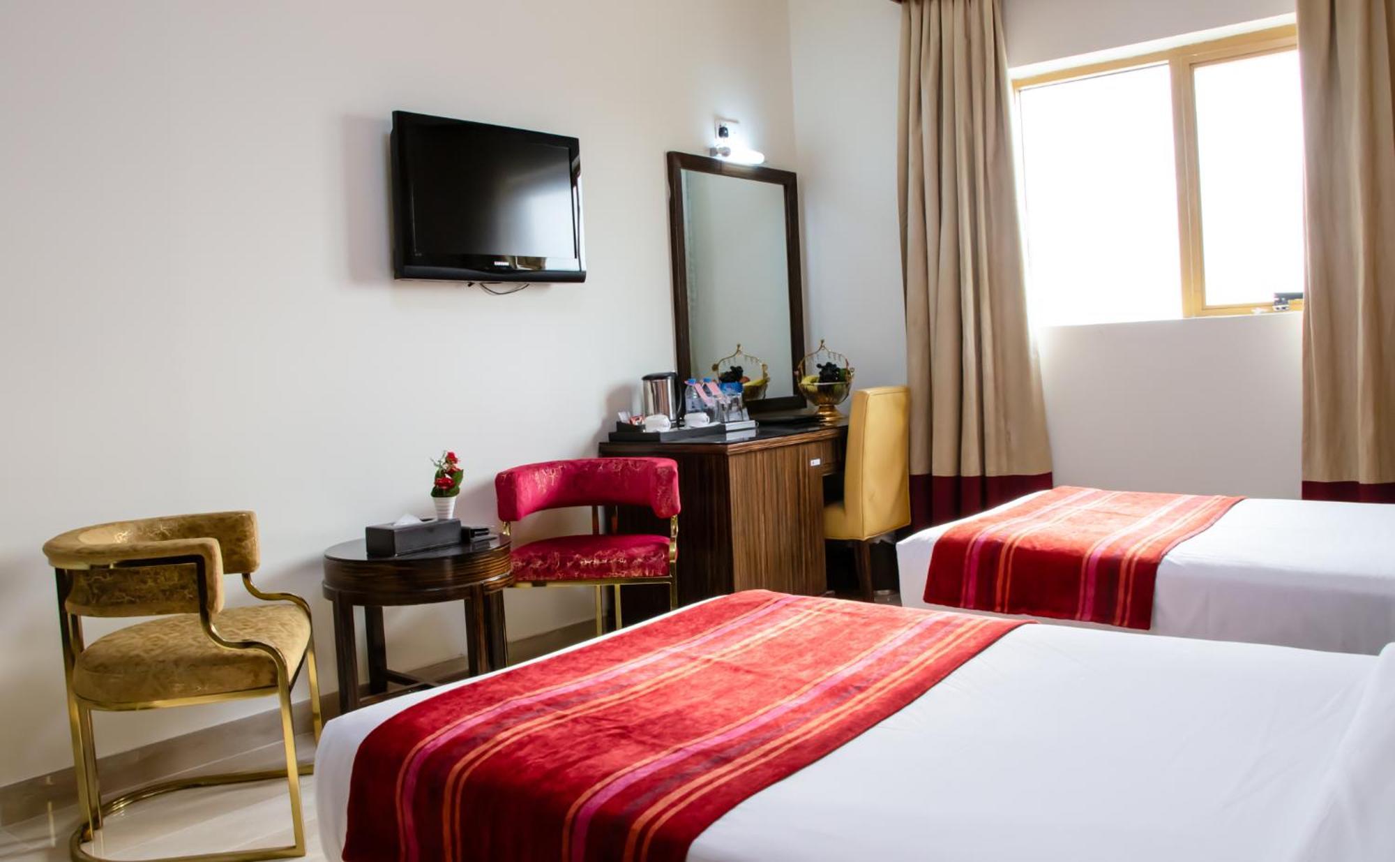 Fortune Hotel Deira Dubai Bagian luar foto